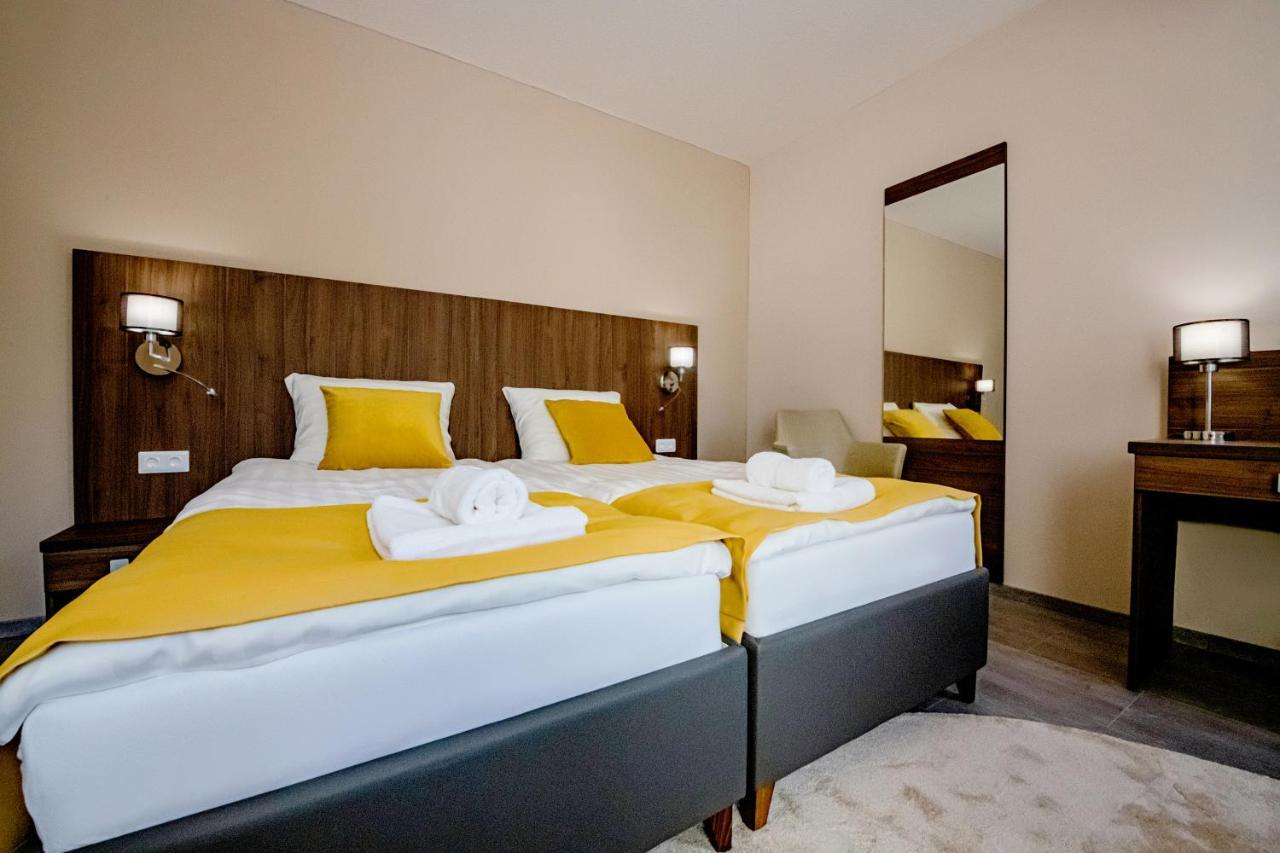 Furdo Hotel*** Залакарош Екстер'єр фото
